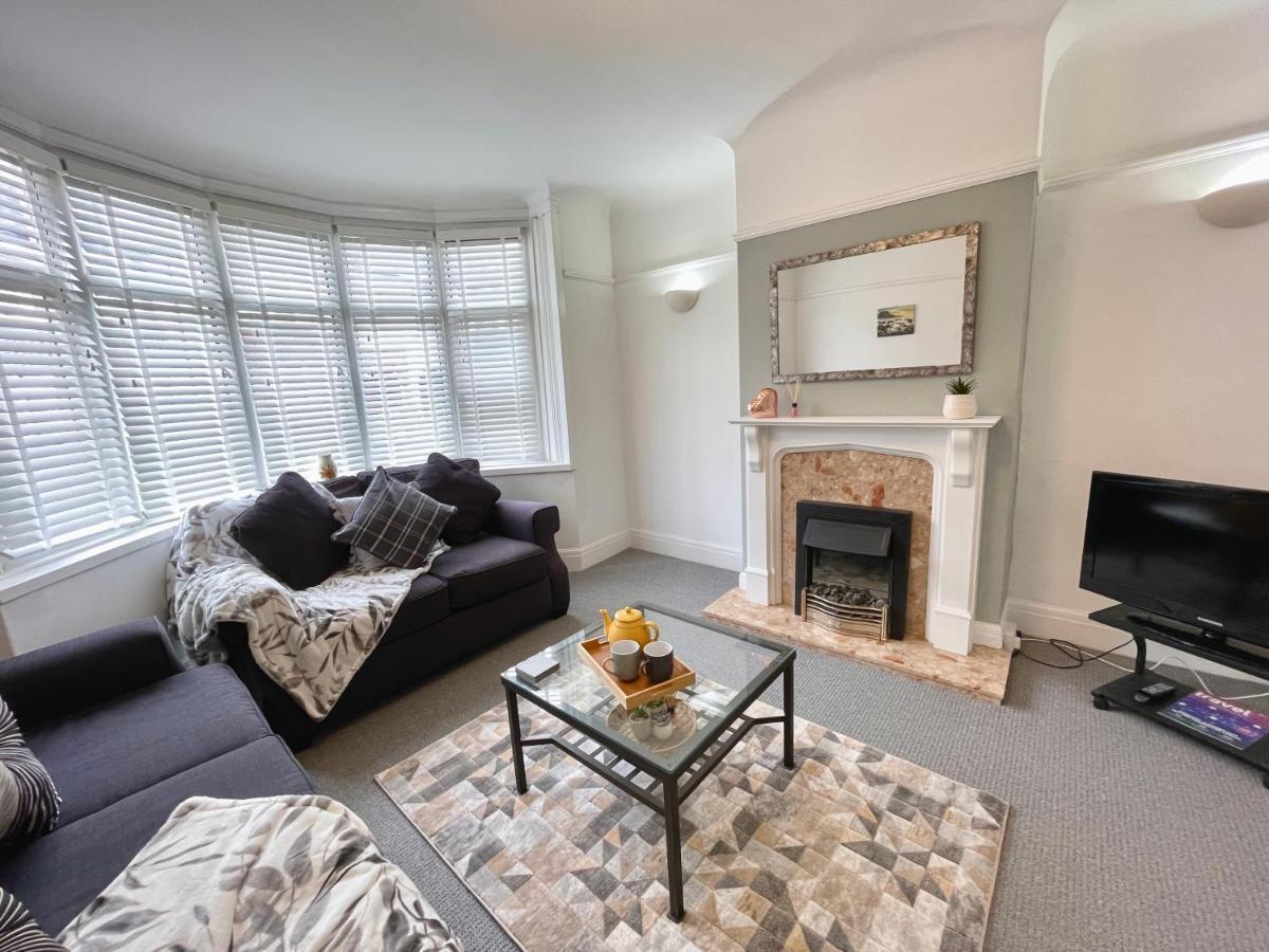 Portsmouth 3 Bedroom Getaway, Sleeps 6 Экстерьер фото