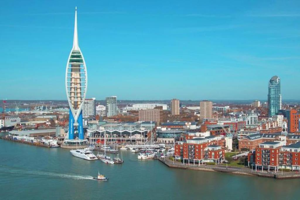 Portsmouth 3 Bedroom Getaway, Sleeps 6 Экстерьер фото